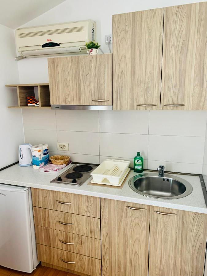 House Ivana Vuksanovic Hotel apartamentowy Budva