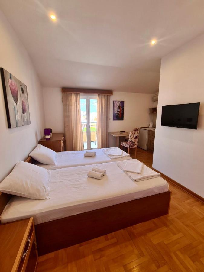 House Ivana Vuksanovic * Budva