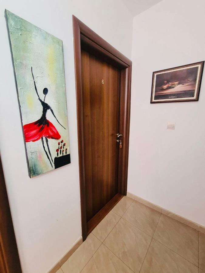 House Ivana Vuksanovic *