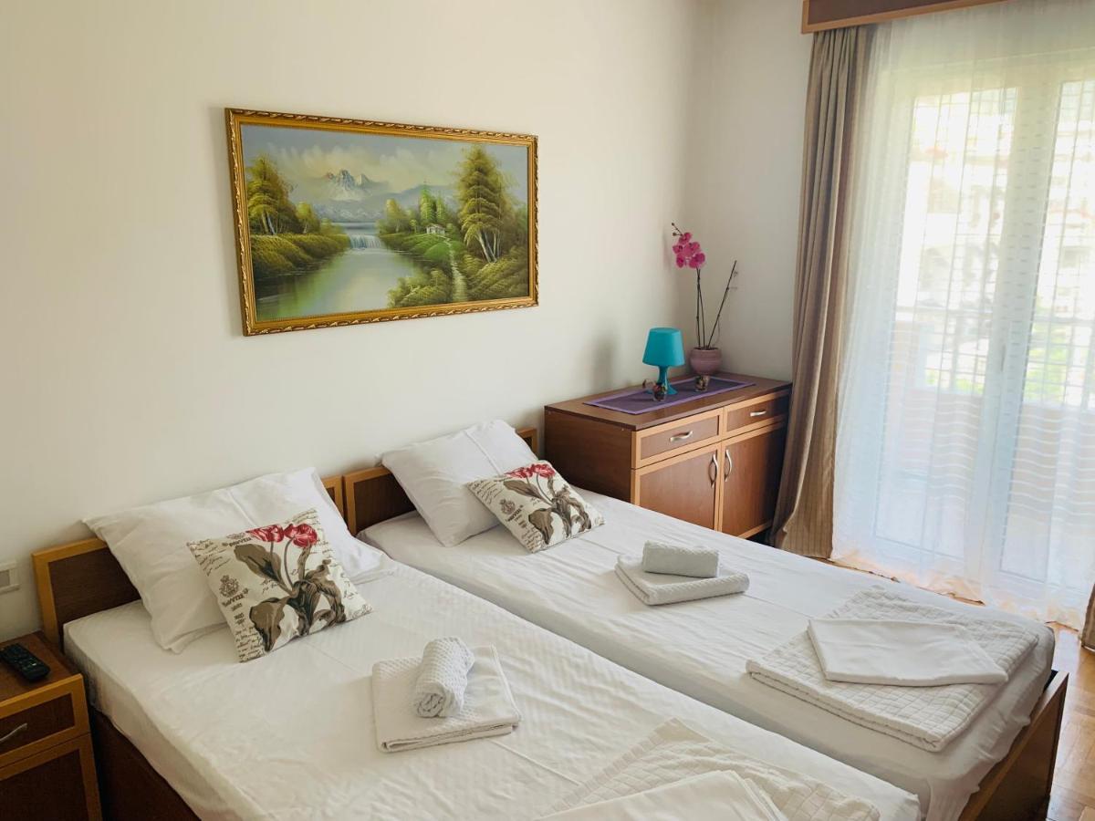 Hotel apartamentowy House Ivana Vuksanovic