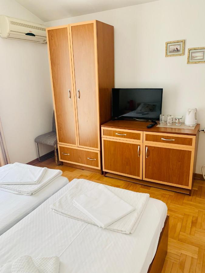 House Ivana Vuksanovic Hotel apartamentowy Budva